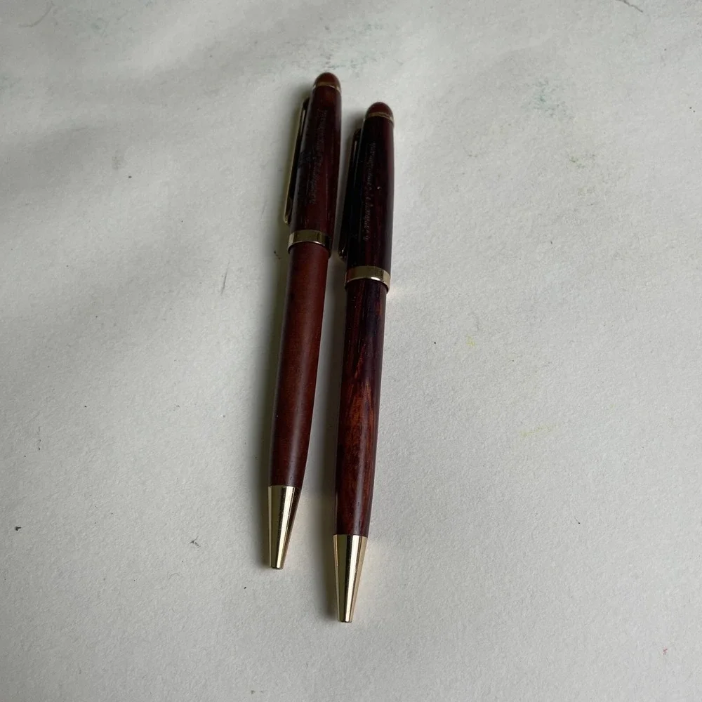 Vintage‎ 1996 Graybar Lamp Floating Pens Lot of 2 – Rare Promo Collectibles